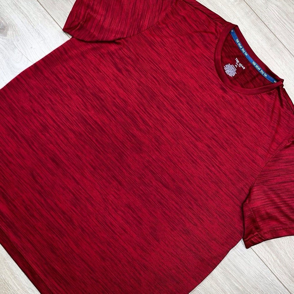 Tek Gear Men's Dry Tek‎ Athletic T-Shirt XL Moisture Wicking Activewear Red